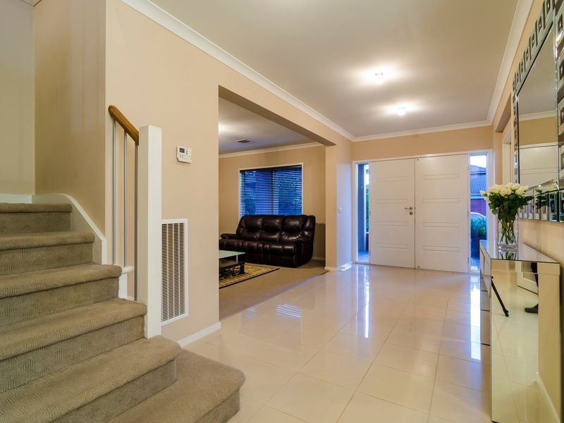 6 Lemongrass Circuit, Point Cook VIC 3030