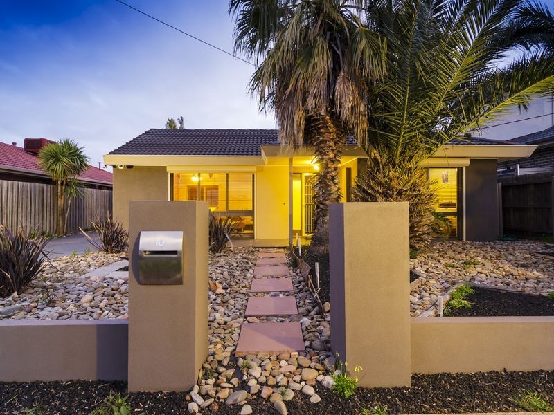 10 South Avenue, Altona Meadows VIC 3028