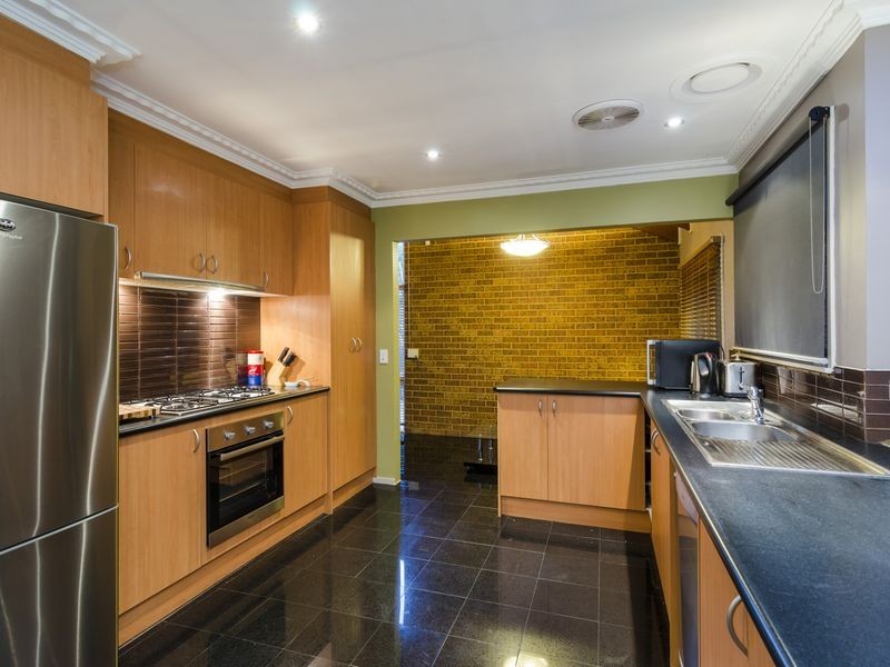 10 South Avenue, Altona Meadows VIC 3028