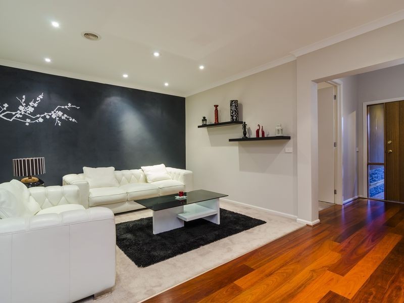 No. 2 Villiers Drive, Point Cook VIC 3030