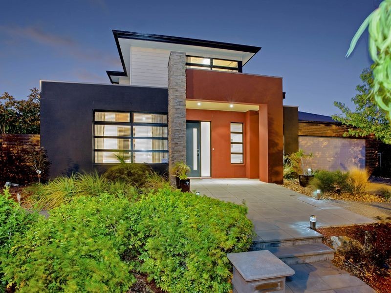 14 Lincoln Heath Boulevard, Point Cook VIC 3030