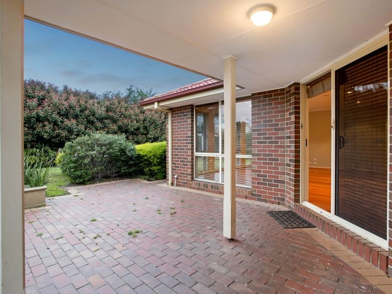 5 Positano Way, Point Cook VIC 3030