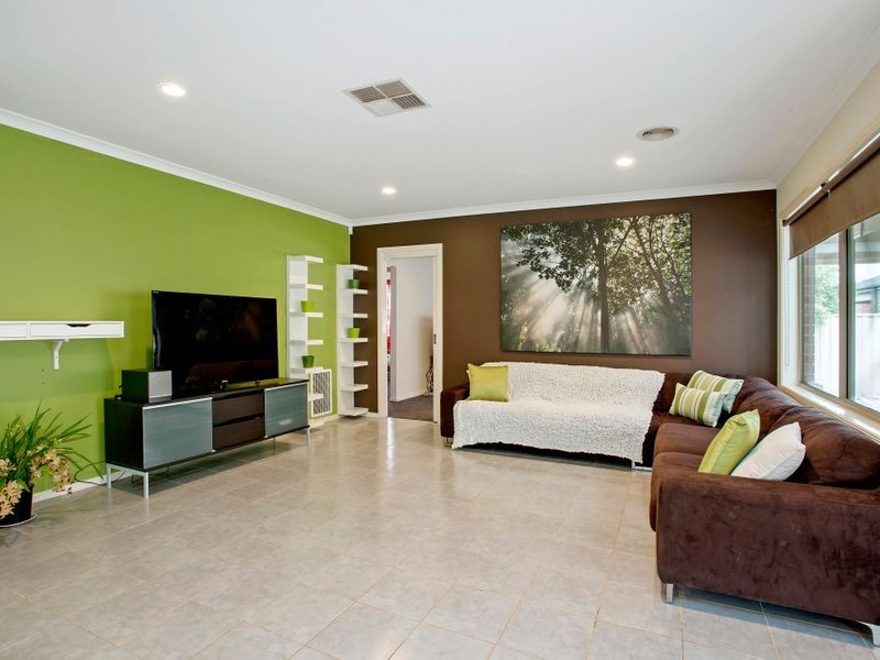 3 Baltimore Drive, Point Cook VIC 3030