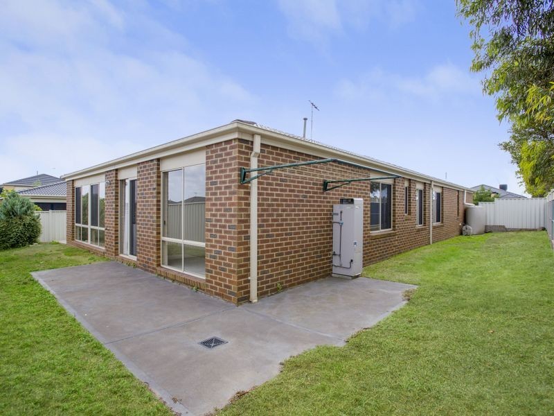 4 Motril Court, Point Cook VIC 3030