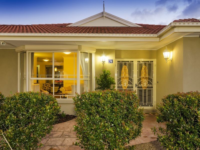 74 Glastonbury Circuit, Point Cook VIC 3030