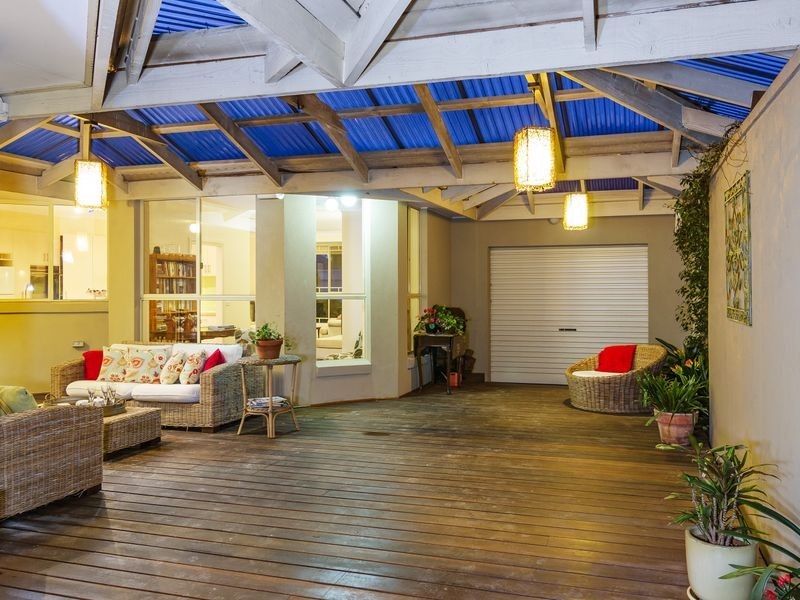 74 Glastonbury Circuit, Point Cook VIC 3030