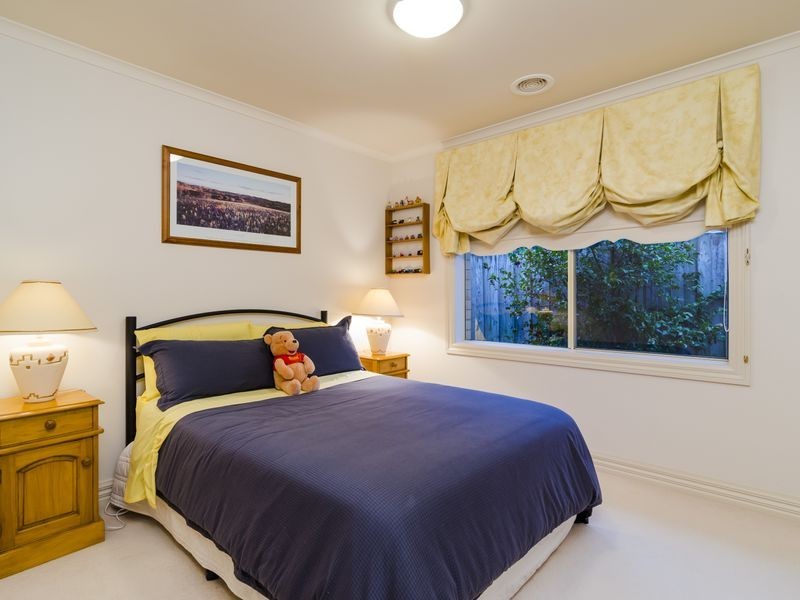 42 Truganina Avenue, Seabrook VIC 3028