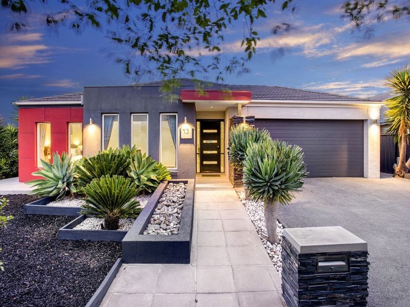 13 Drysdale Crescent, Point Cook VIC 3030