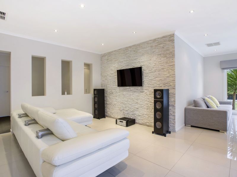 13 Drysdale Crescent, Point Cook VIC 3030