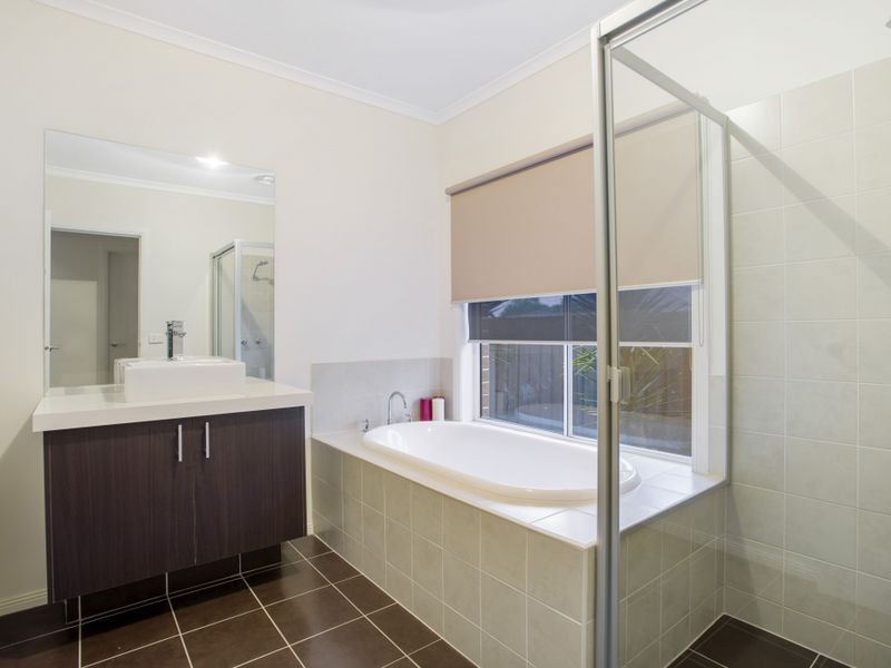 13 Drysdale Crescent, Point Cook VIC 3030