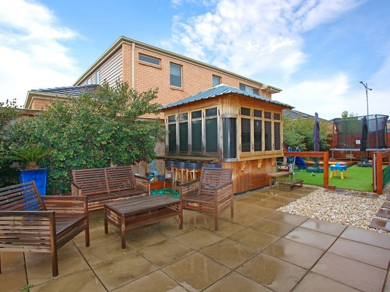 10 Kingsford Drive, Point Cook VIC 3030