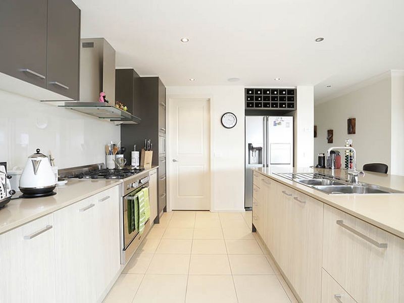 23 Millpond Drive, Point Cook VIC 3030
