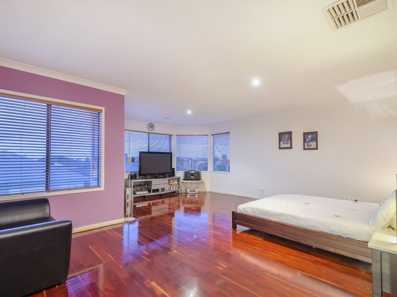 15 Innisfail Drive, Point Cook VIC 3030