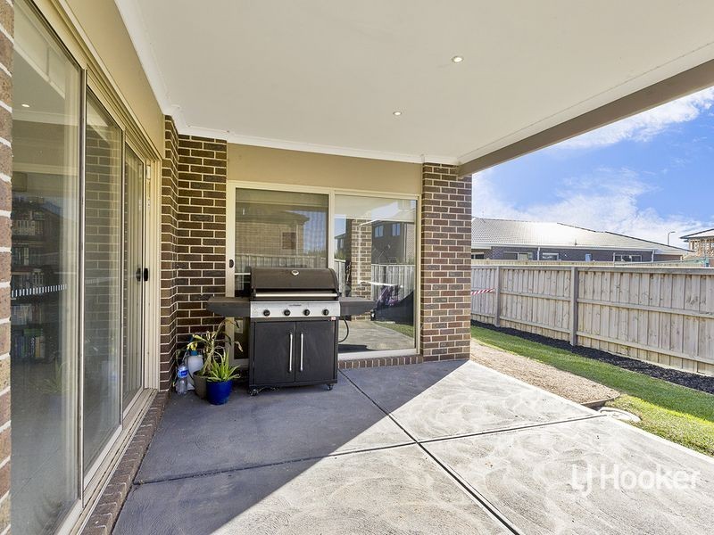 89 Tristania Drive, Point Cook VIC 3030