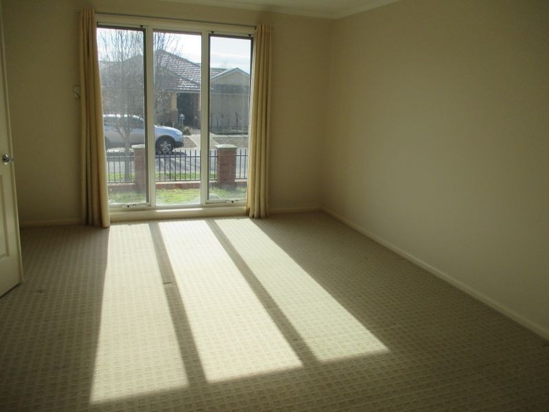 23 San Sebastian Drive, Point Cook VIC 3030