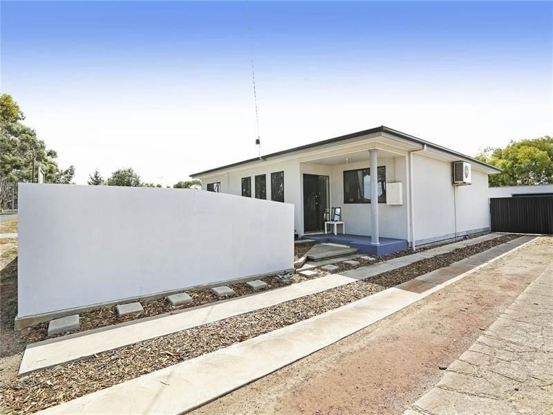 99 McClelland Avenue, Lara VIC 3212