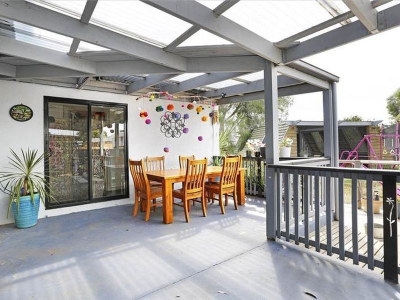 99 McClelland Avenue, Lara VIC 3212