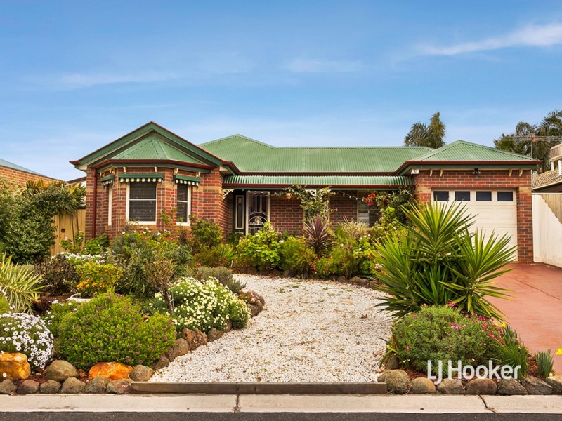 18 Carshalton Court, Hoppers Crossing VIC 3029