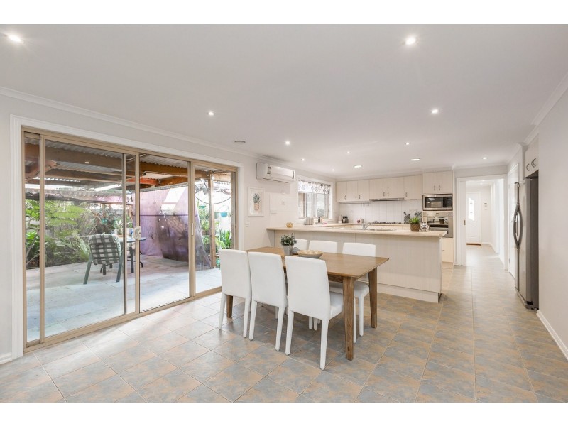 4 Jasper Street, Point Cook VIC 3030
