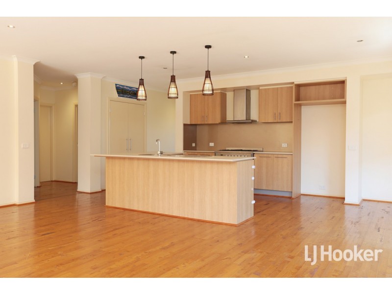 9 Wylie Way, Point Cook VIC 3030