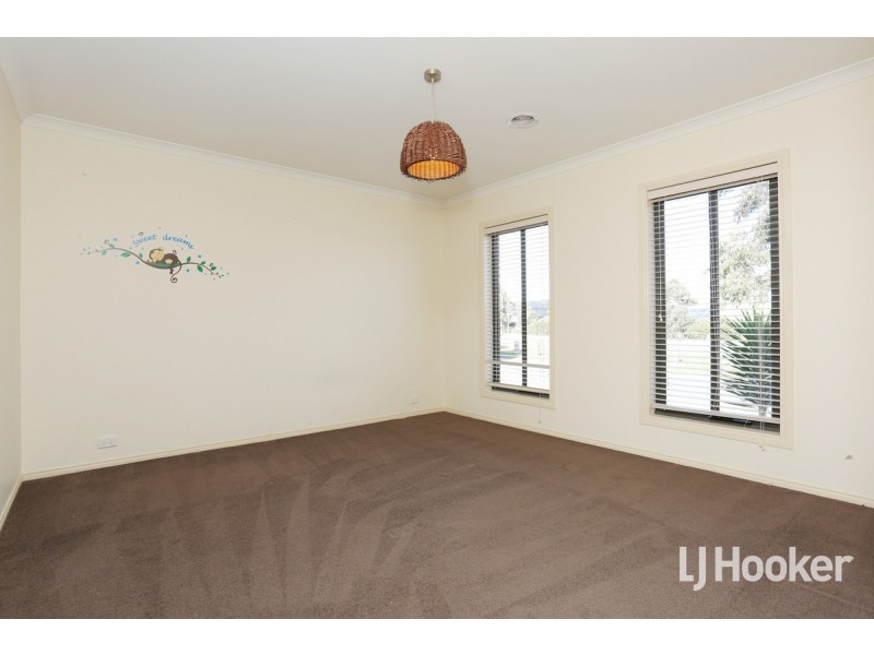 9 Wylie Way, Point Cook VIC 3030