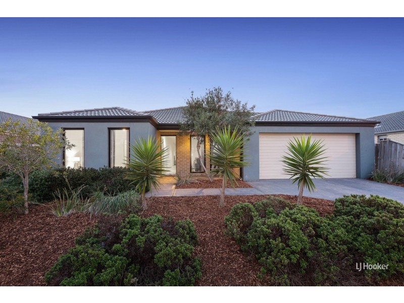 31 Hydrangea Drive, Point Cook VIC 3030