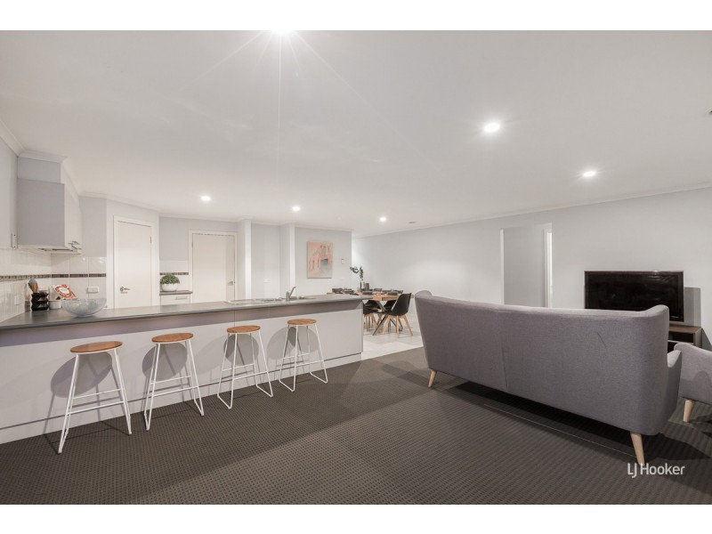 31 Hydrangea Drive, Point Cook VIC 3030