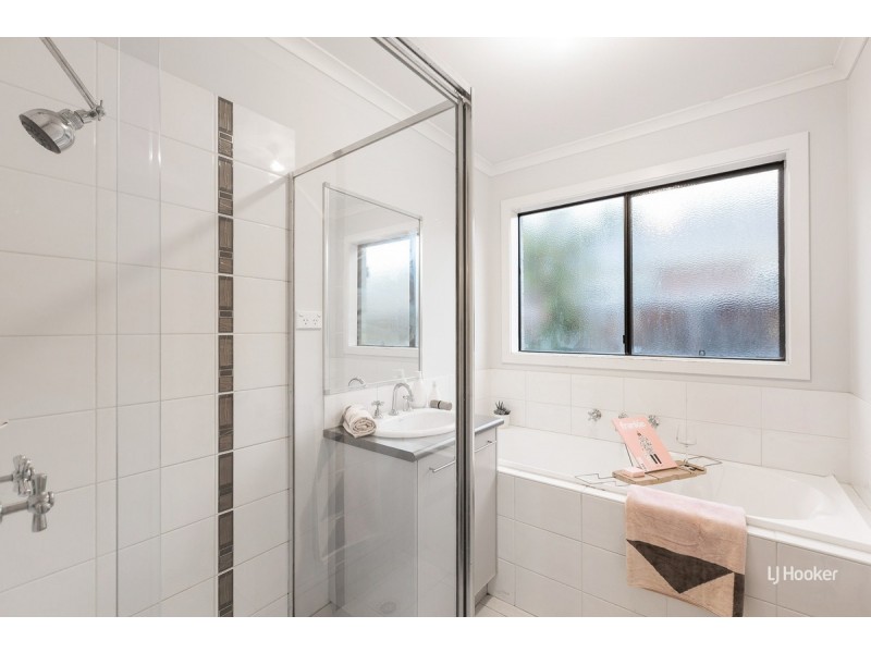 31 Hydrangea Drive, Point Cook VIC 3030