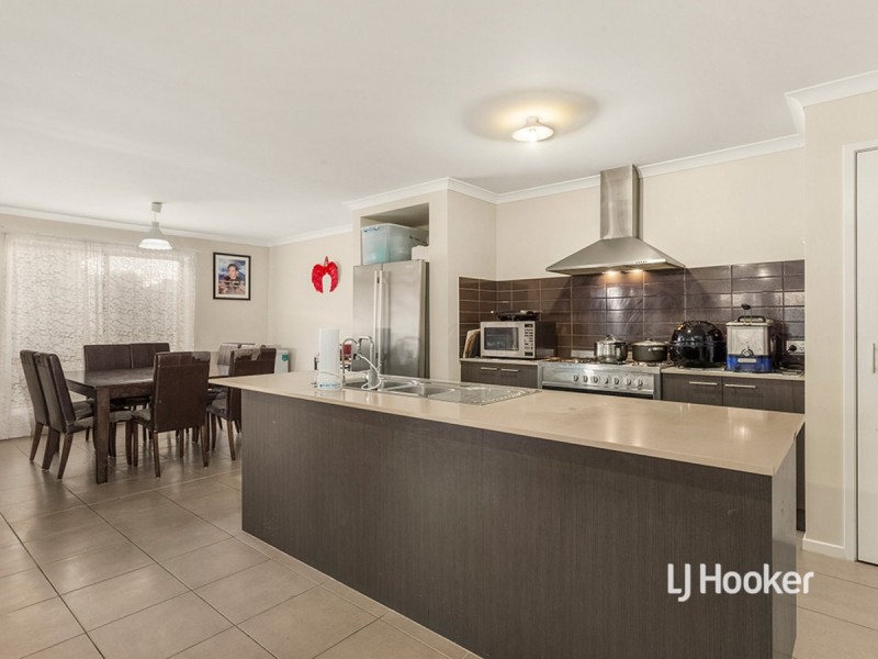 2 Corymbia Court, Truganina VIC 3029