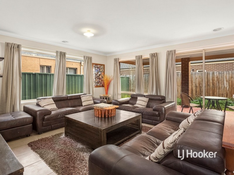 2 Corymbia Court, Truganina VIC 3029