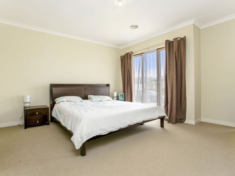 44 Hugo Drive, Point Cook VIC 3030