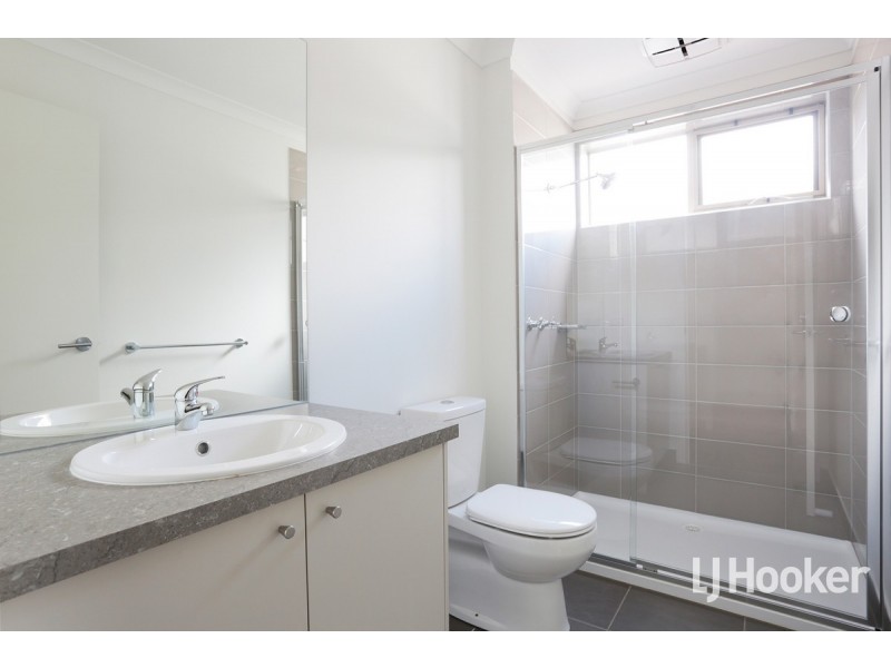 41 Luster Crescent, Tarneit VIC 3029