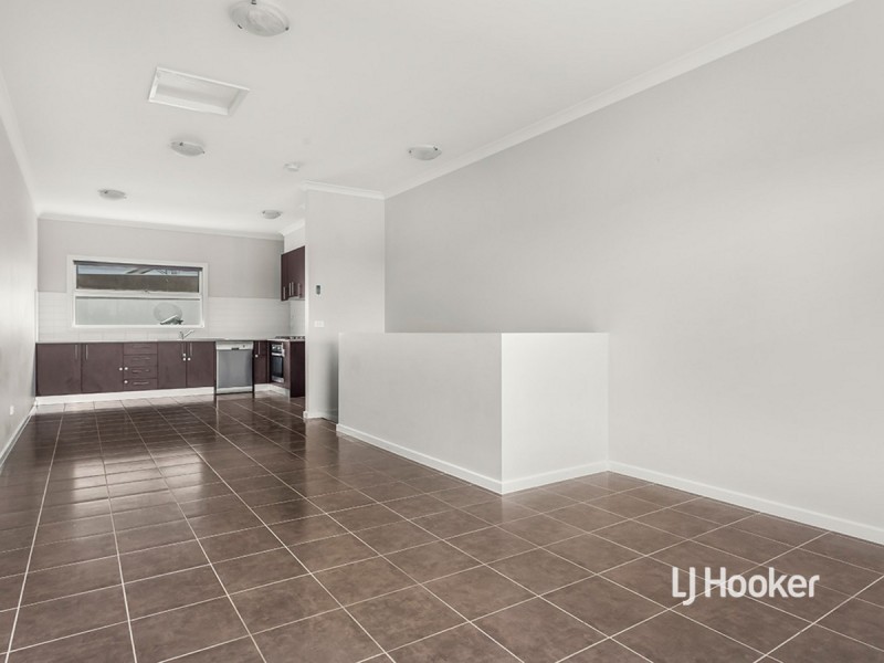 5 Lockheed Parade, Point Cook VIC 3030