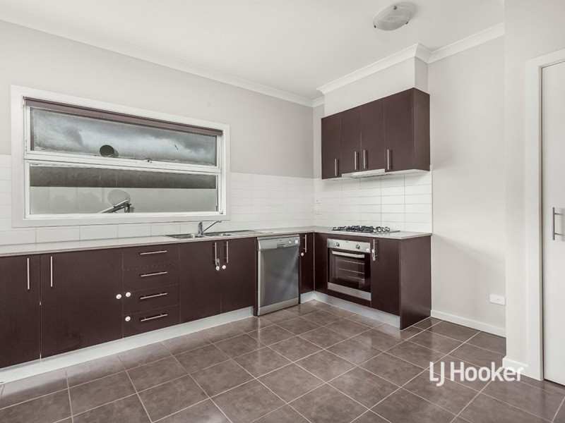 5 Lockheed Parade, Point Cook VIC 3030
