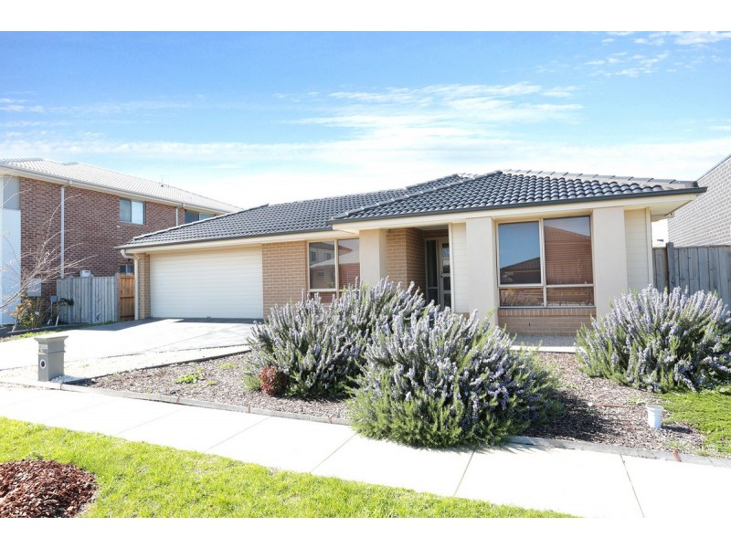 55 Waves Drive, Point Cook VIC 3030