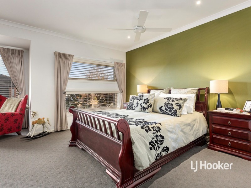 15 Dargy Amble, Point Cook VIC 3030