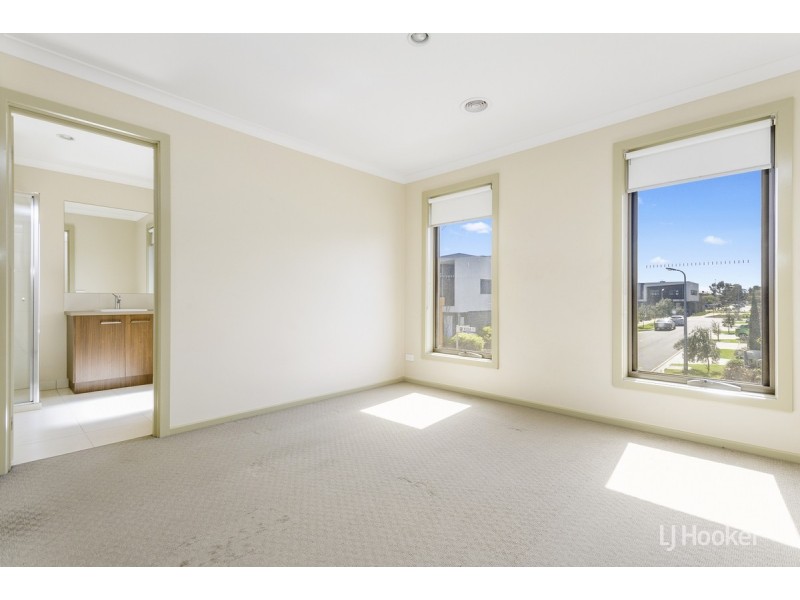 7 Kosa Avenue, Sunshine West VIC 3020