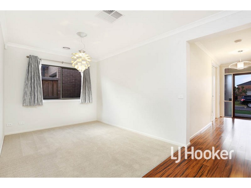 40 Hollywood Avenue, Point Cook VIC 3030