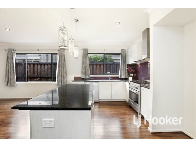 40 Hollywood Avenue, Point Cook VIC 3030