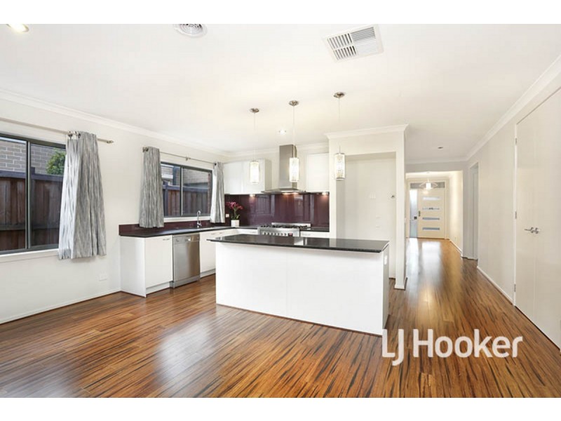 40 Hollywood Avenue, Point Cook VIC 3030