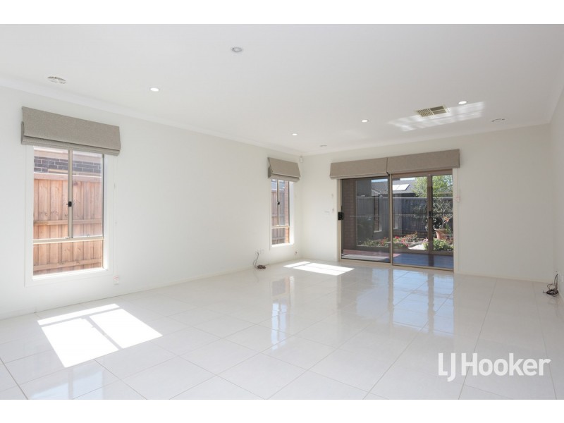 5 Lorne Way, Point Cook VIC 3030