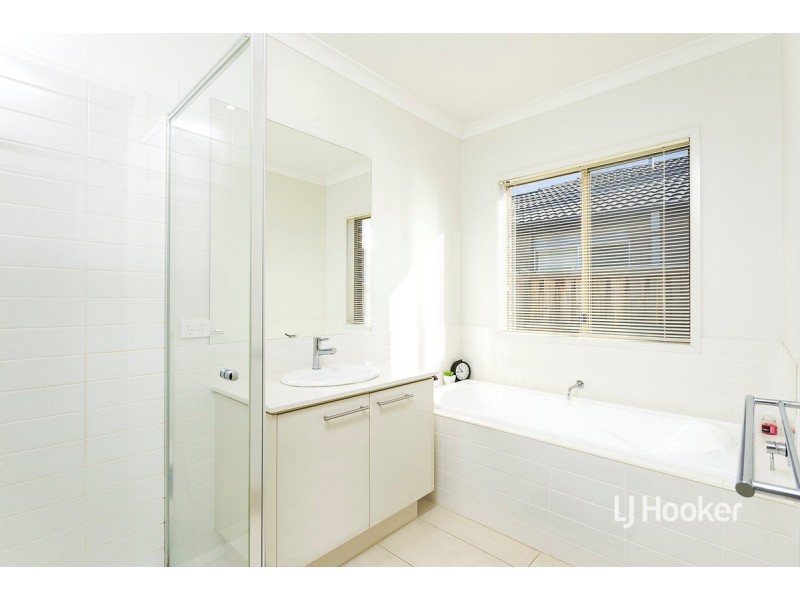 89 Tristania Drive, Point Cook VIC 3030