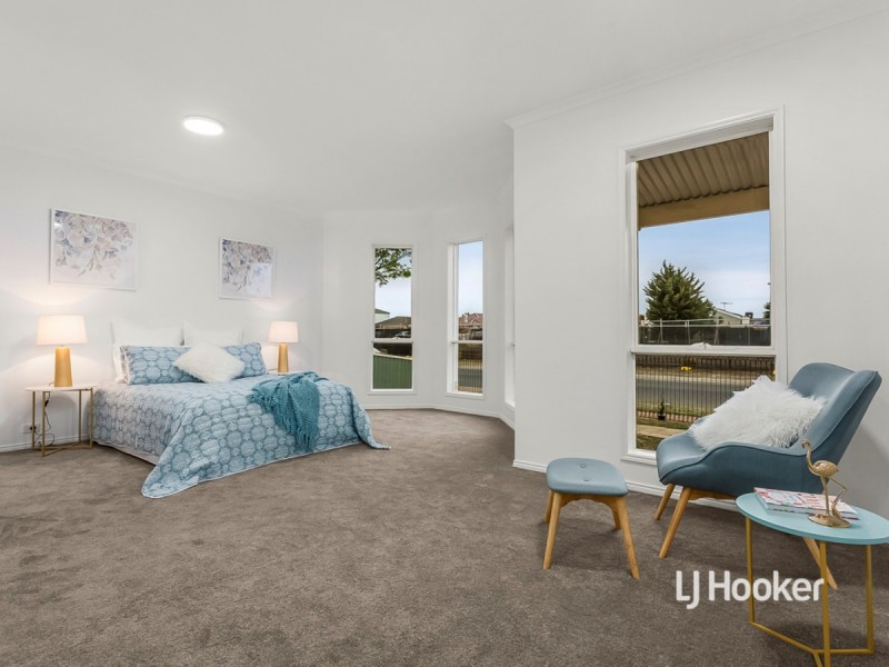 19 Dunnings Road, Point Cook VIC 3030