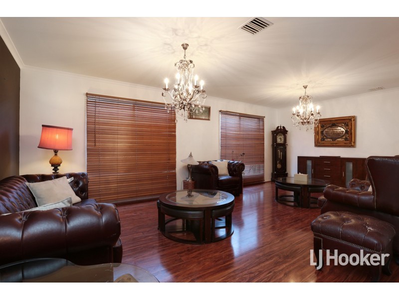 31 Bridgewater Way, Truganina VIC 3029