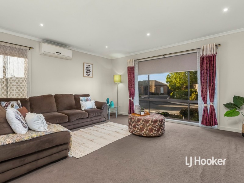 15/3 Campaspe Way, Point Cook VIC 3030