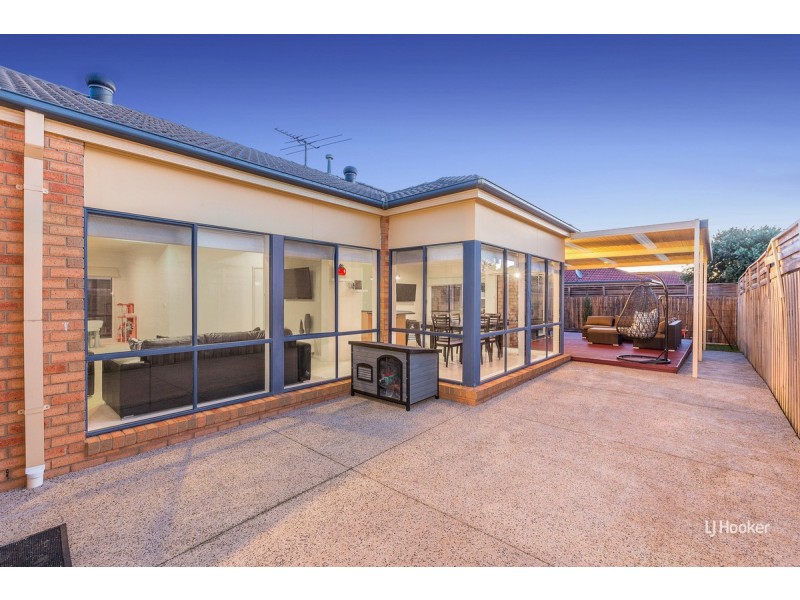 5 Dorrington Street, Point Cook VIC 3030