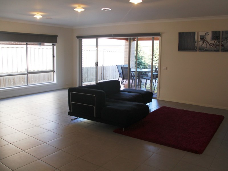 23 Fontana Avenue, Point Cook VIC 3030