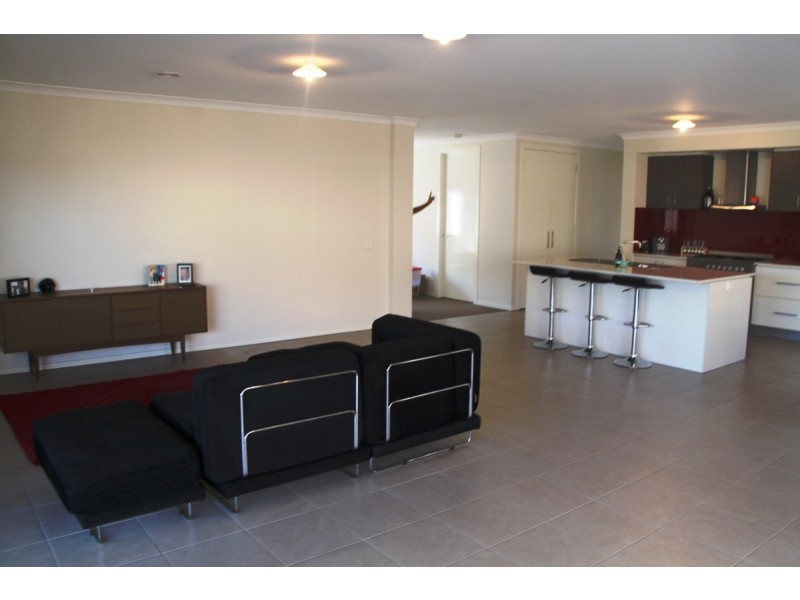 23 Fontana Avenue, Point Cook VIC 3030