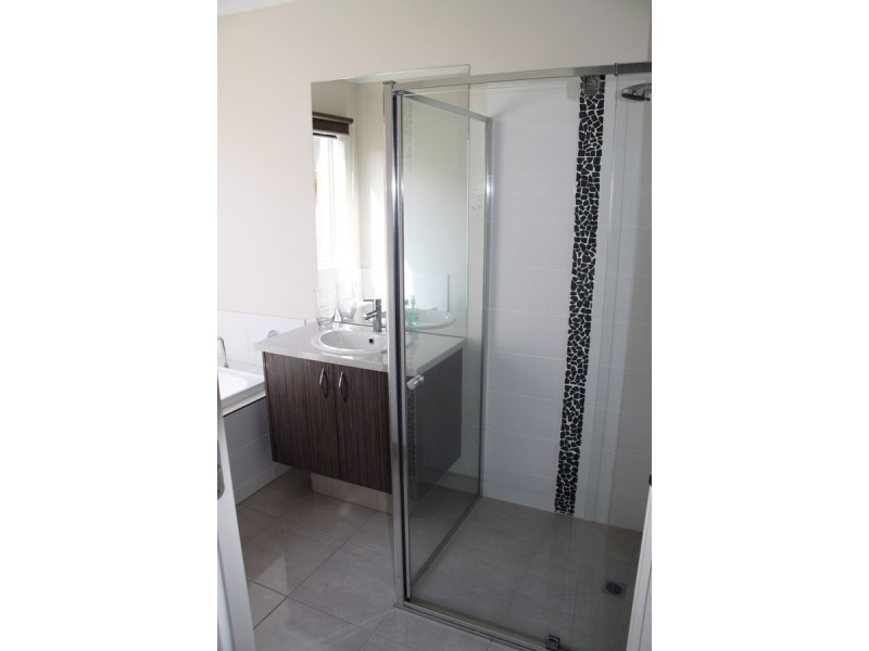 23 Fontana Avenue, Point Cook VIC 3030