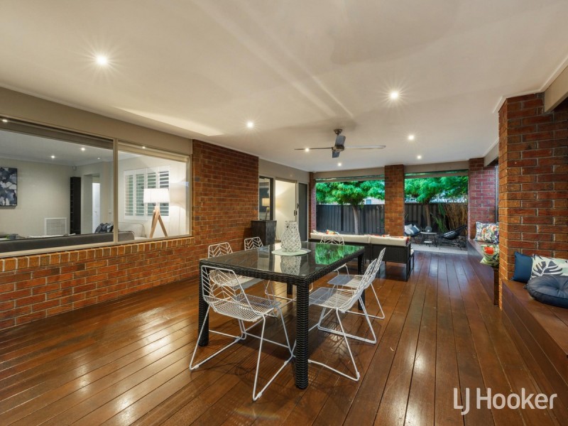 37 Peppertree Drive, Point Cook VIC 3030